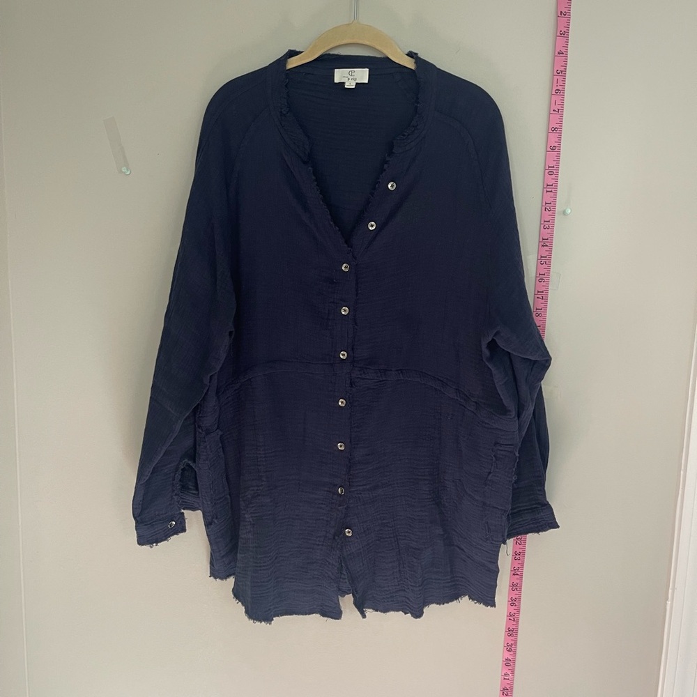 Chic Navy Textured Blouse